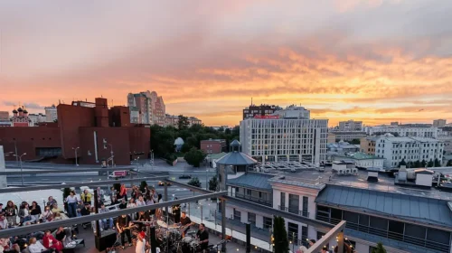 Сидр Bon Season стал партнёром концертов RoofSound